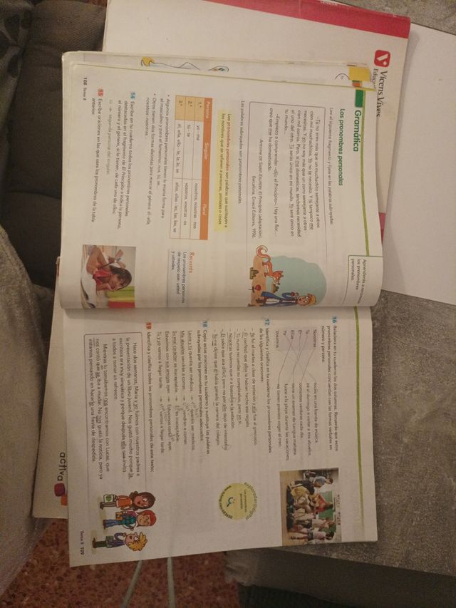 Lengua 4 (4.1-4.2-4.3) Aula Activa