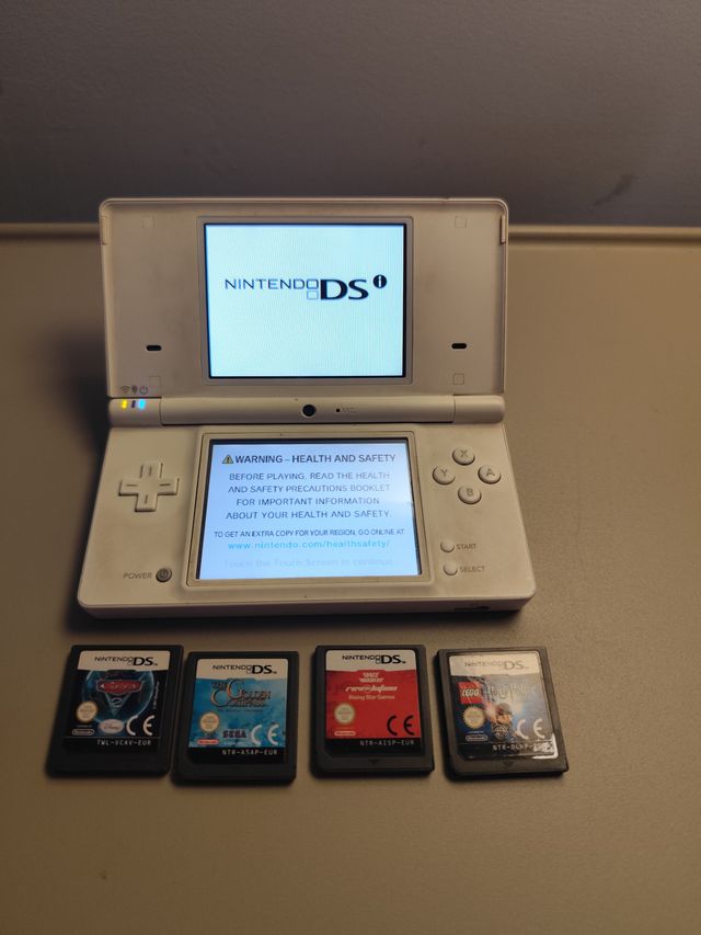 Nintendo DS i