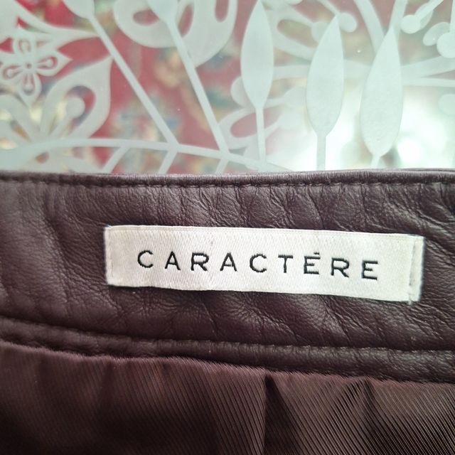 CARACTERE GONNA VINTAGE PELLE