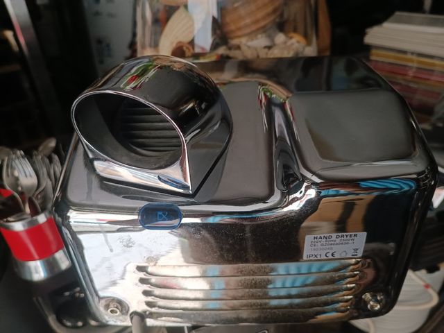 Secadoras de manos automáticos  IPX1 ,infrarrojos