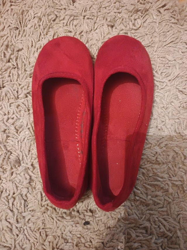 Manoletinas de ante de niña