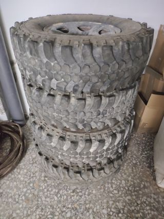 Llantas 15 pulgadas Nissan terrano 2