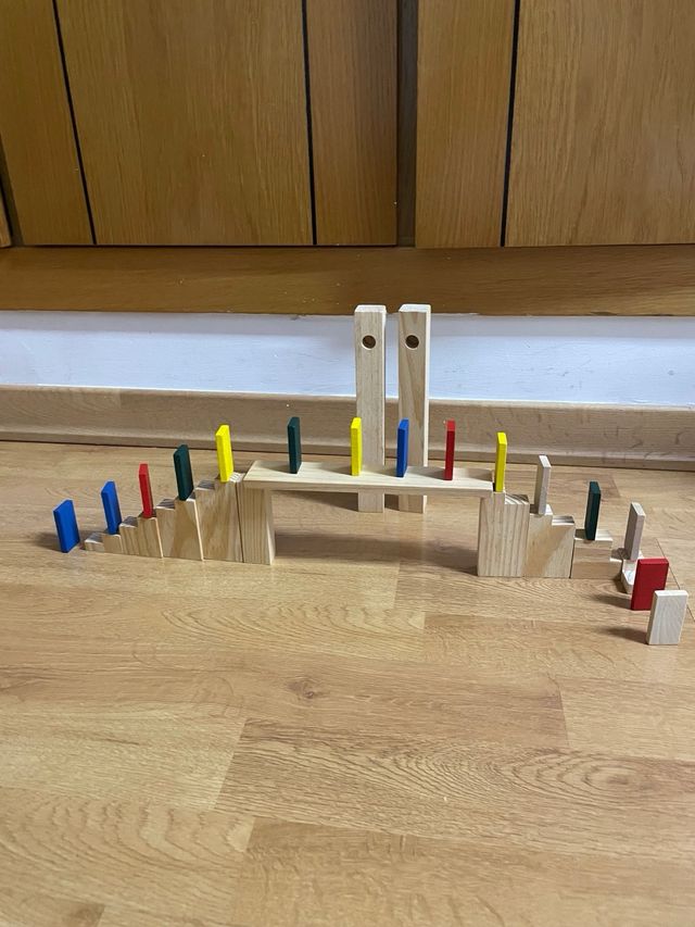 Domino set
