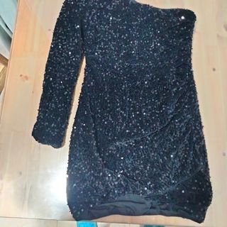 Vestido negro de fiesta, ocasiones especiales...