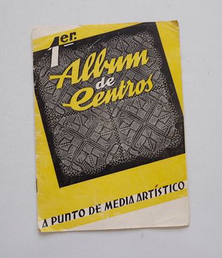 Revista. ÁLBUM DE CENTROS punto de media. Antiguo