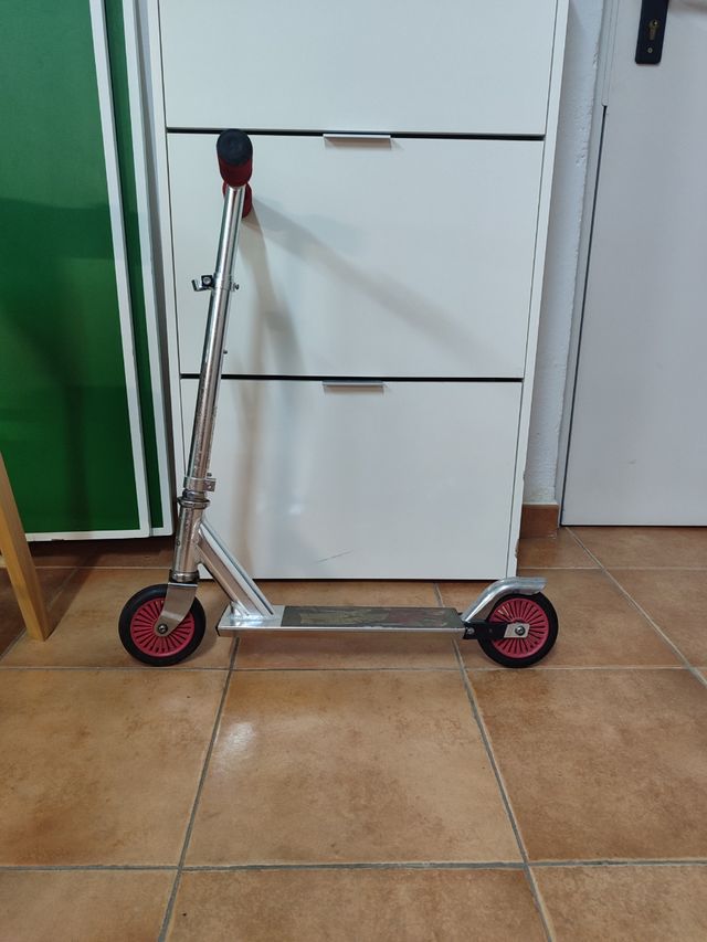 Patinete pequeño de aluminio