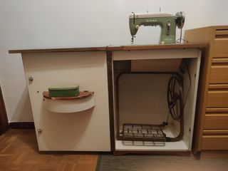 Máquina de coser Sigma antigua