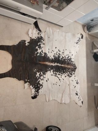 Alfombra de piel de vaca