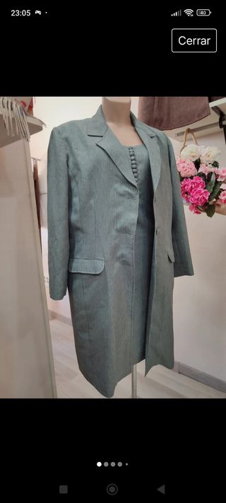 Conjunto vestido y abrigo impecable