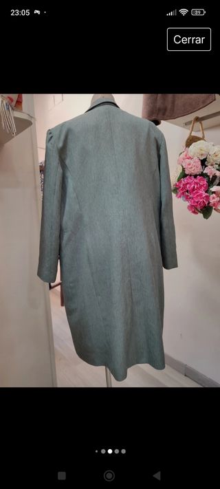 Conjunto vestido y abrigo impecable