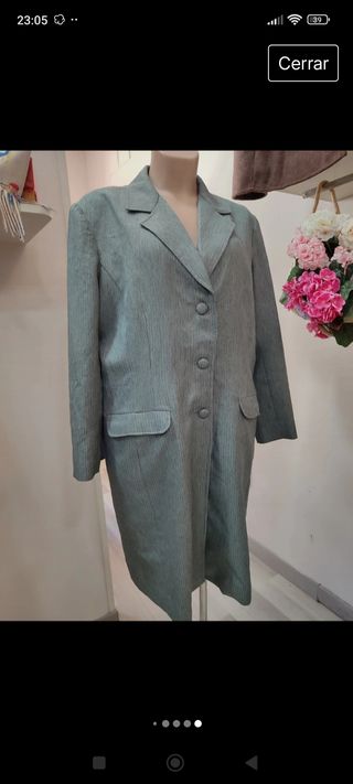 Conjunto vestido y abrigo impecable