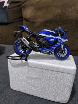 Yamaha R1M a escala 
