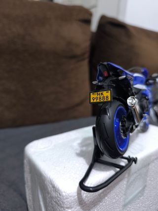 Yamaha R1M a escala 