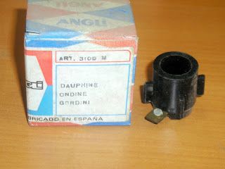 RENAULT DAUPHINE, PIEZAS Y RECAMBIOS (4)