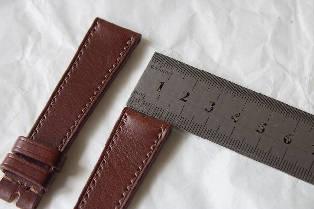 Correa de reloj chocolate 20 mm. cuero vaqueta