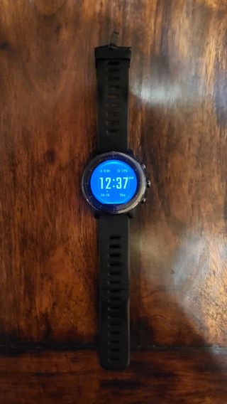 Reloj amazfit stratos