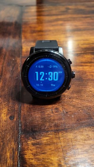 Reloj amazfit stratos