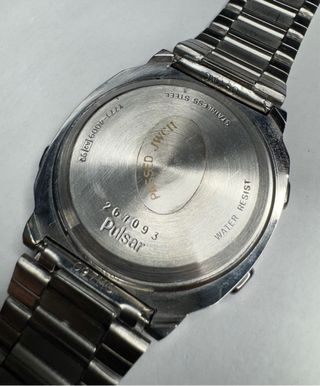 RELOJ PULSAR - Y771-4009 CON PANTALLA ROTA