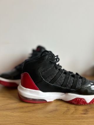 Jordan Max Aura 