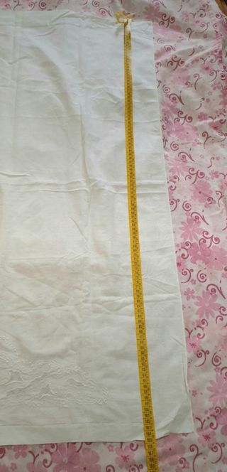 Asciugamani in lino ricamati