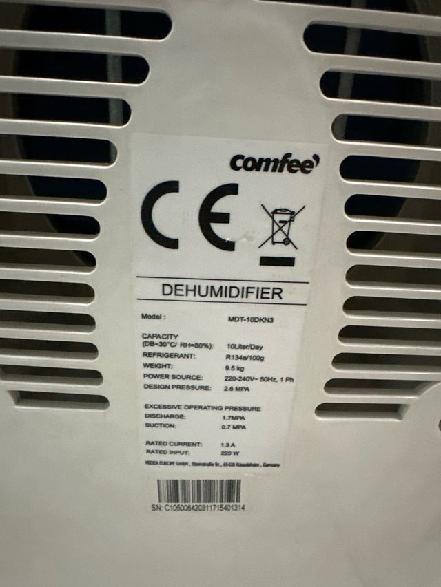 Deshumificador 10L marca comfee
