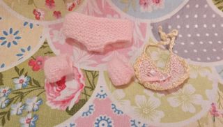 Barriguitas Aurora muñeca incluida