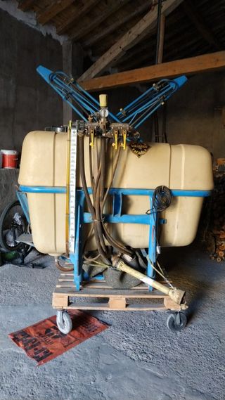 Sulfatadora Aguirre 1200L