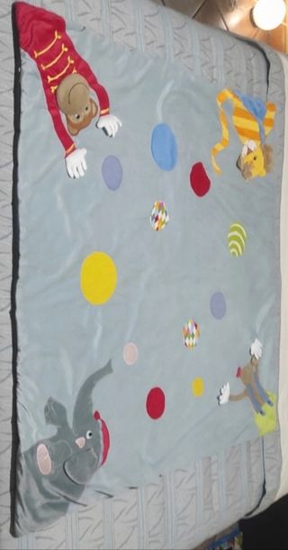 Coperta particolare per culla bambini animata