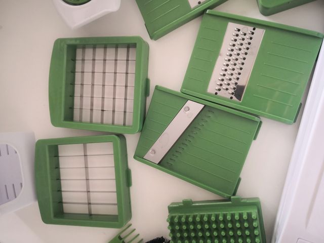 Mandolina impecable. Múltiples usos.