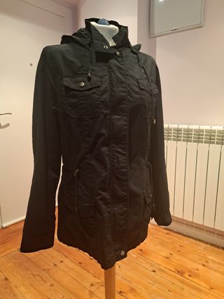 Parka negra