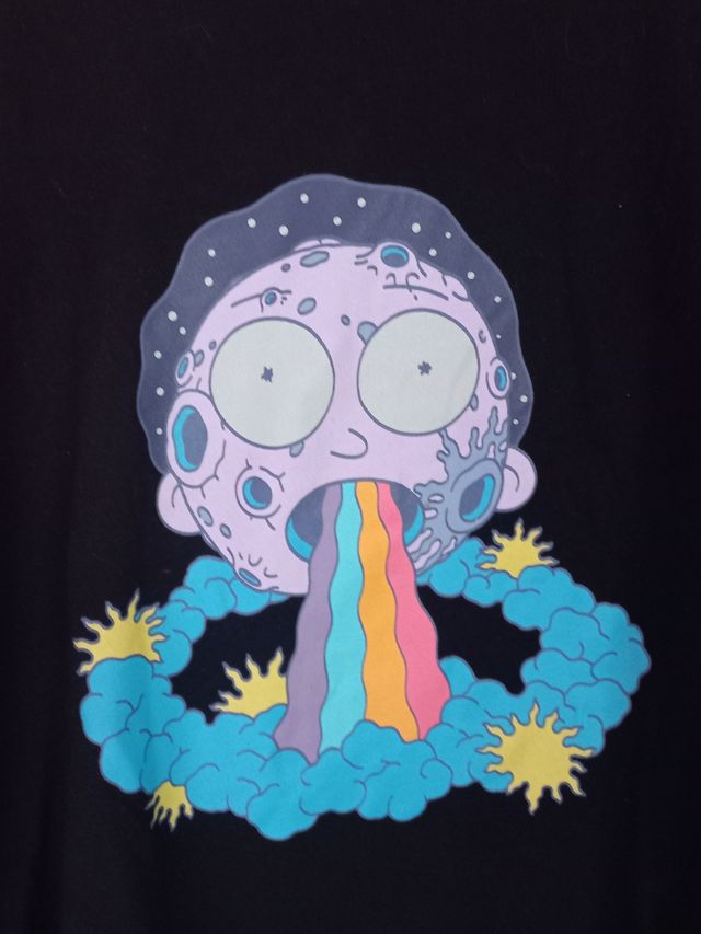 Camiseta negra unisex Bershka