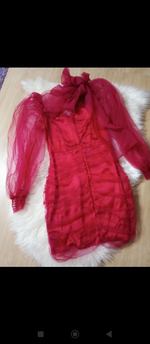 Vestido plumeti rojo zara