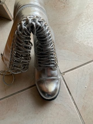 Botas novas