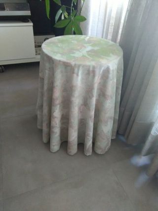 Mesa camilla pequeña