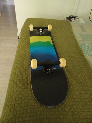 Patín cuatro ruedas