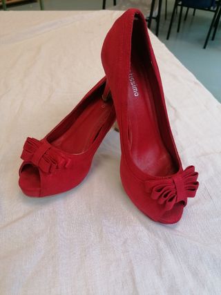 Zapatos rojo burdeos talla 39