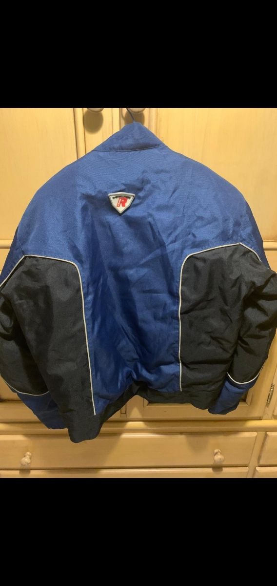 Cazadora motera hombre