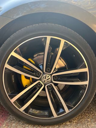 Volkswagen Golf R line