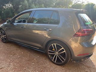 Volkswagen Golf R line