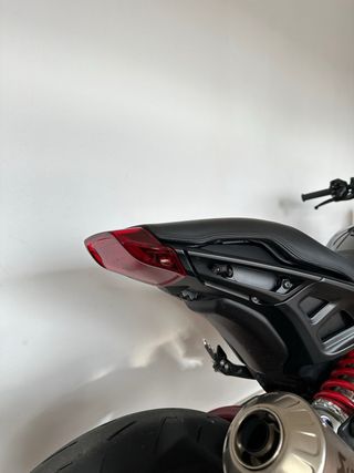 Indian FTR 1200 S Race Replica