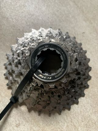 PACCO PIGNONI SHIMANO 105 11/28 PARI AL NUOVO