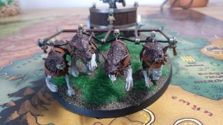 WARHAMMER/LOTR CARRO DE GUERRA WARGO