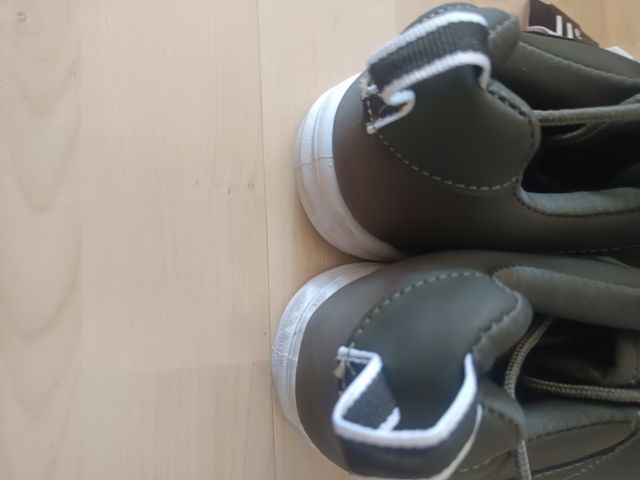 Zapatillas unisex Lefties nuevas