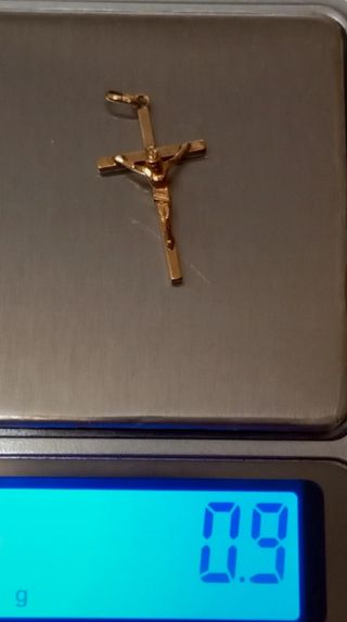 Cruz con Cristo oro 18k