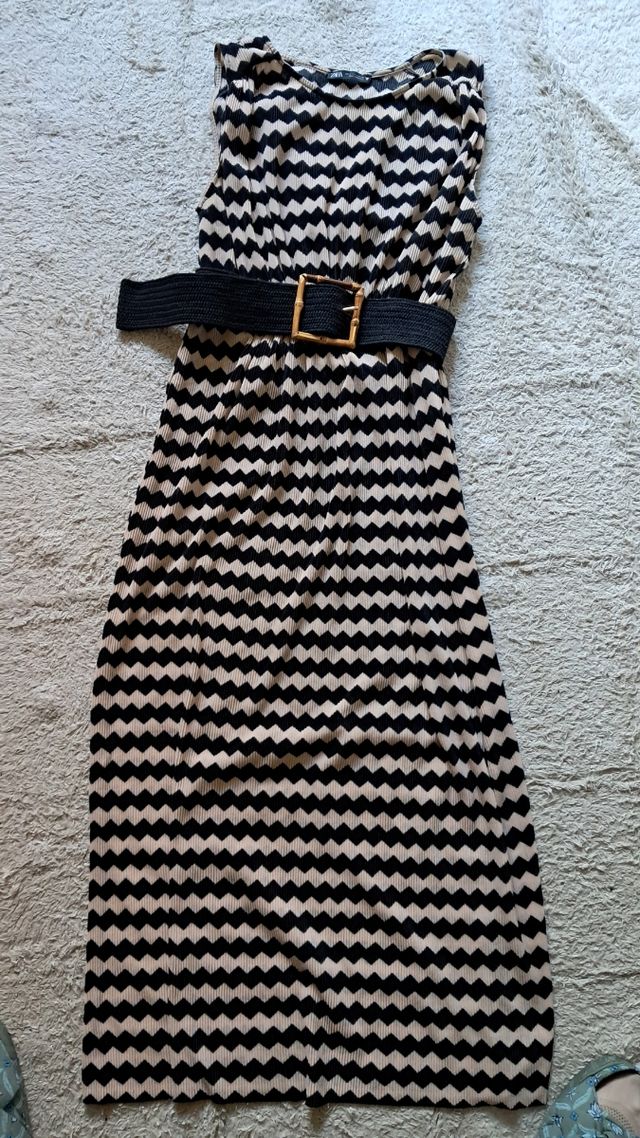 Vestido largo Zara