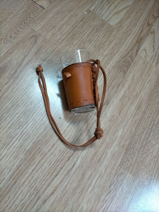 Catavinos cuero rociero