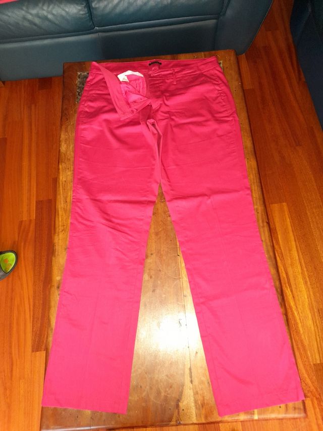 Pantaloni rossi sisley