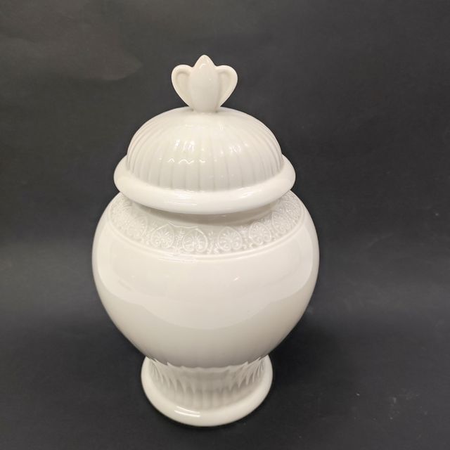 Vaso anfora potiche in porcellana bianca h. 32 cm