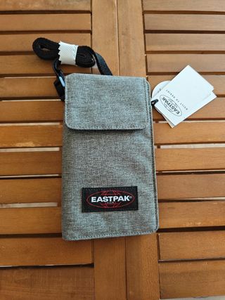 Bolso cartera Eastapak a estrenar