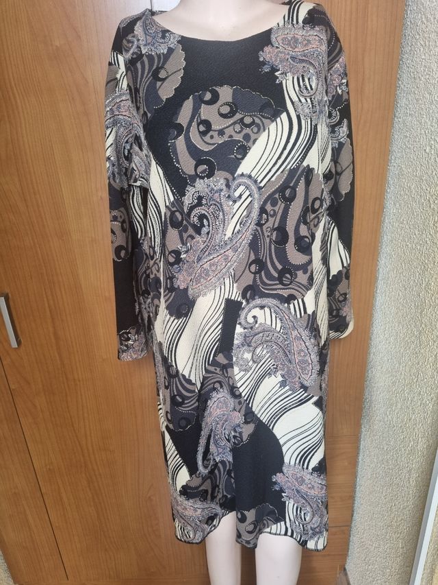 VESTIDO T/XL. TELA DE PUNTO